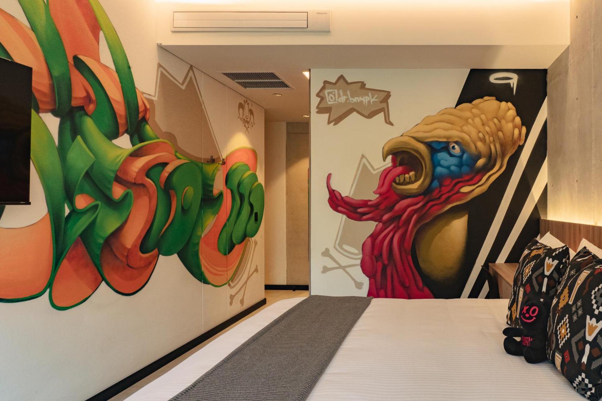 Street Art Hotel Roma — Photos 3